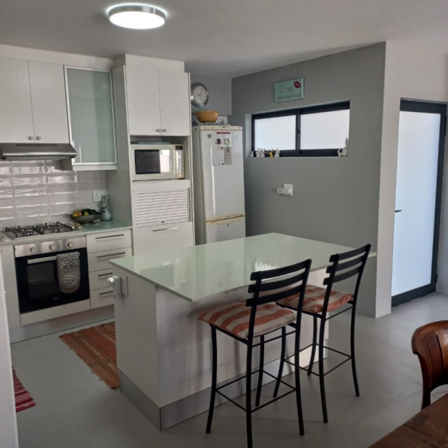 6 Bedroom Property for Sale in Jacobsbaai Western Cape